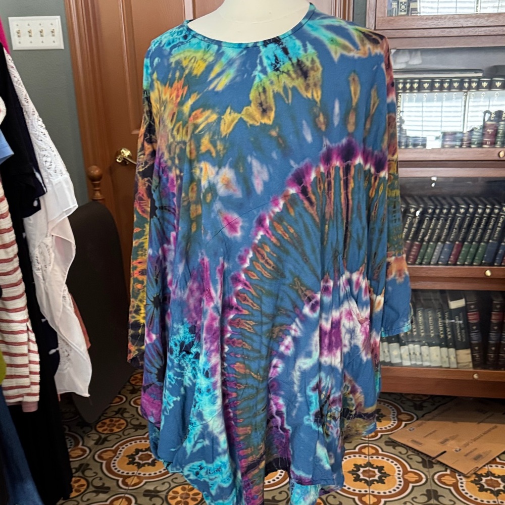 Women's Blue Multi Tie-Dye Swing Tunic Top